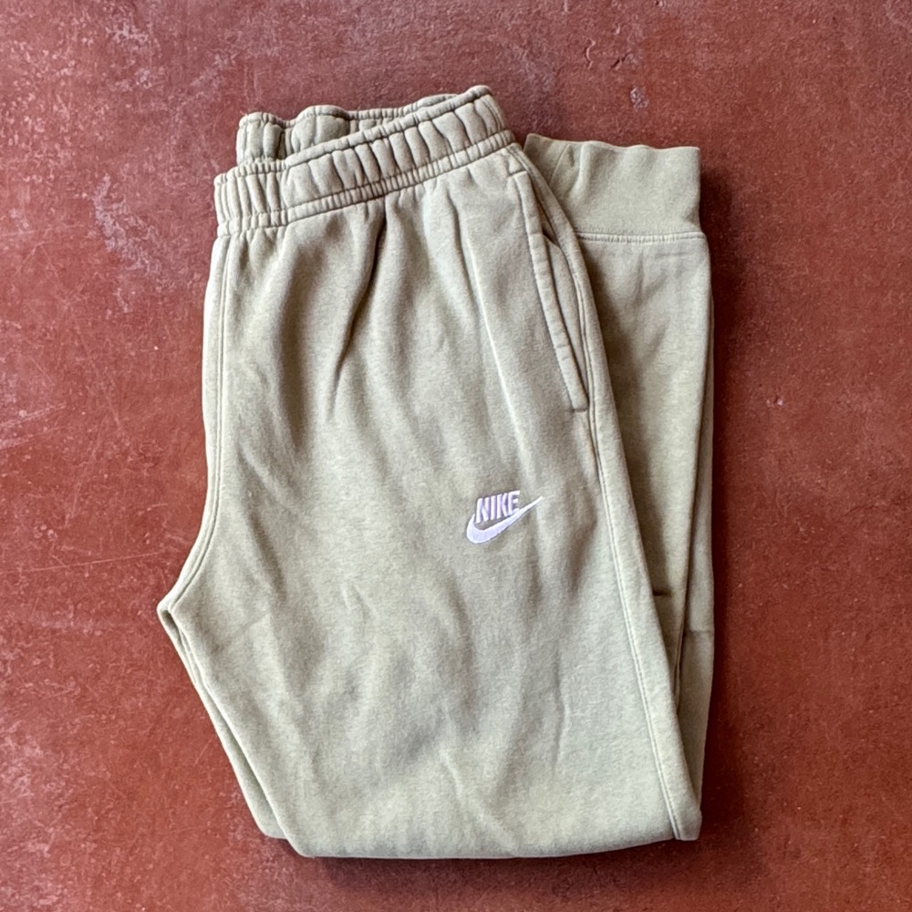 Nike Sweatpants